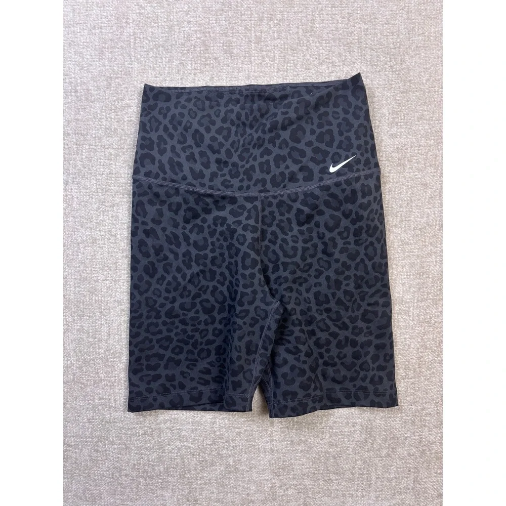 Nike Dri-FIT Women Gray Leopard Print Biker Shorts High Waisted Small